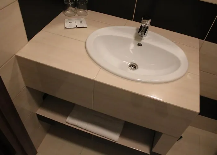 Ξενοδοχείο Magnolia 2*